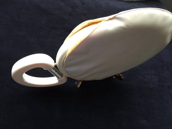 Travel make-up mirror - image 5