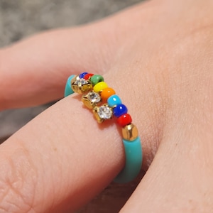 Siliconenring, kleurrijke siliconenring Turquoise, sierlijke leuke ring, stapelring kristal, veelkleurige statementring, ring met kralen en steen