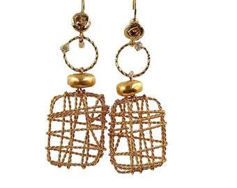 Zilveren draadgewikkelde rechthoekige hangoorbellen, geometrische statement sieraden