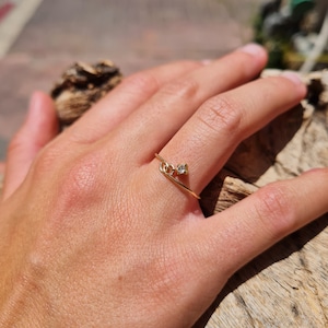 Dainty Pearl Ring, Minimalist rings, Gold Filled 14k Ring, Dainty Gold-Filled Metal Wire Ring With Stone, Stacking Gold Rings With Charms,