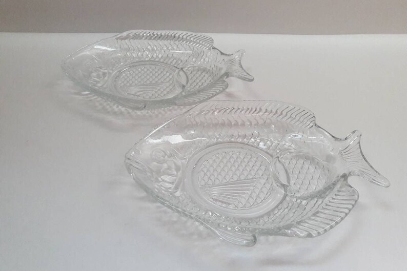 Vintage Set Of 2 Clear Glass Fish Shaped Snack Plates Luncheon Etsy
