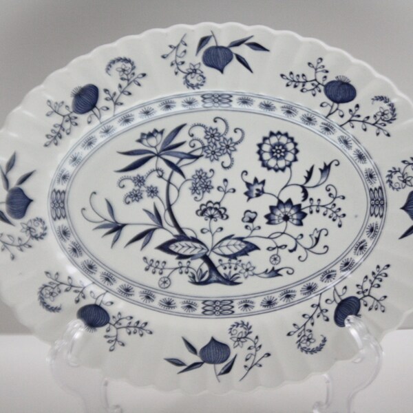 Vintage J&G Meakin Blue Nordic Blue Onion Swirl Design Oval Serving Platter, Blue and White, English Ironstone
