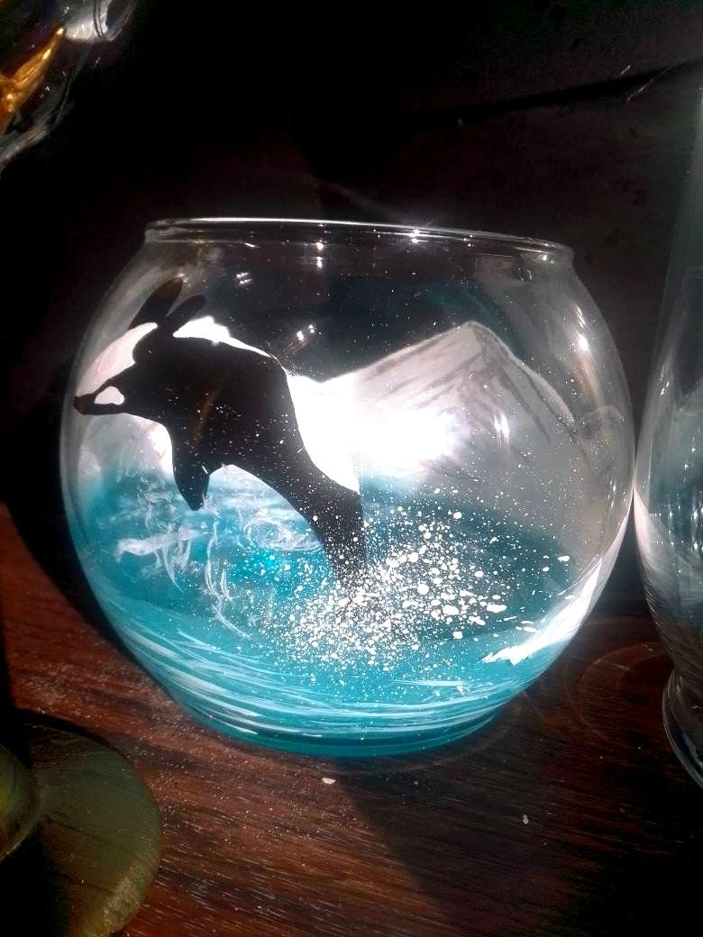 Orca killer whale in ocean and mountain hand painted candle holder - Thumbnail 2