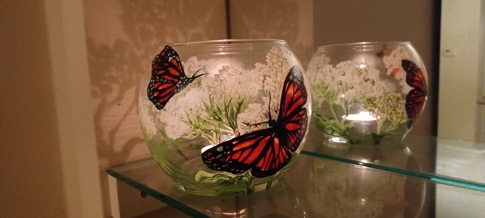 Monarch butterfly in milkweed handpainted candle holder 4x5in - Thumbnail 3