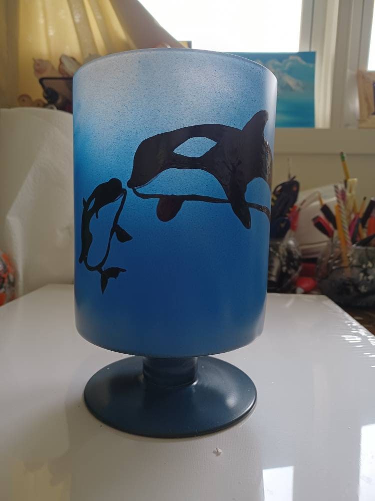 Hand painted in glass candle holder under the sea Orca while killer mom and baby - Thumbnail 4