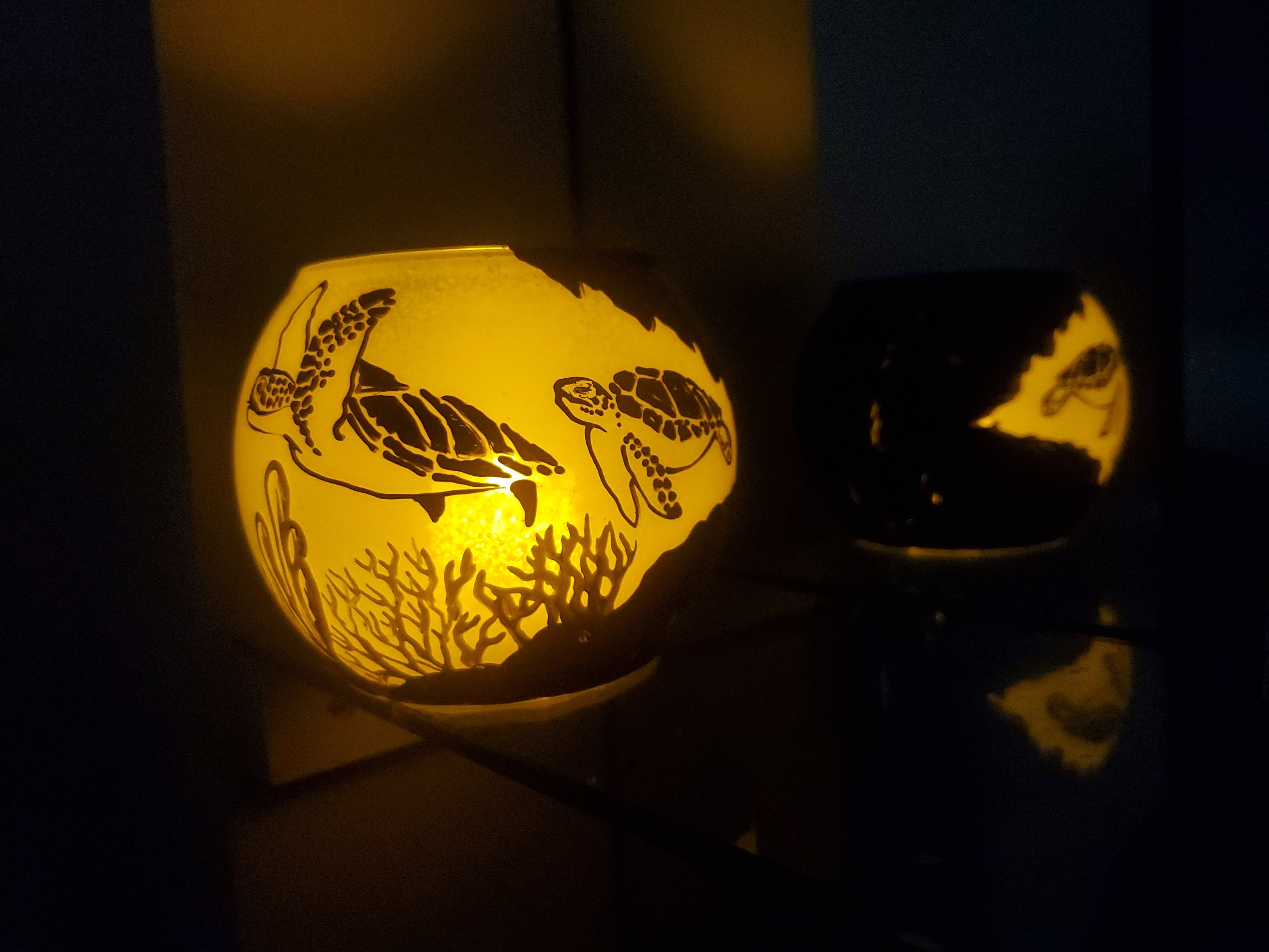 Hand Painted Sea Turtle Candle Holder: Unique Ocean Gift - Thumbnail 3