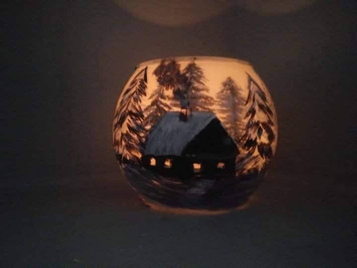 House on the forest winter hand painted candle holders - Thumbnail 5