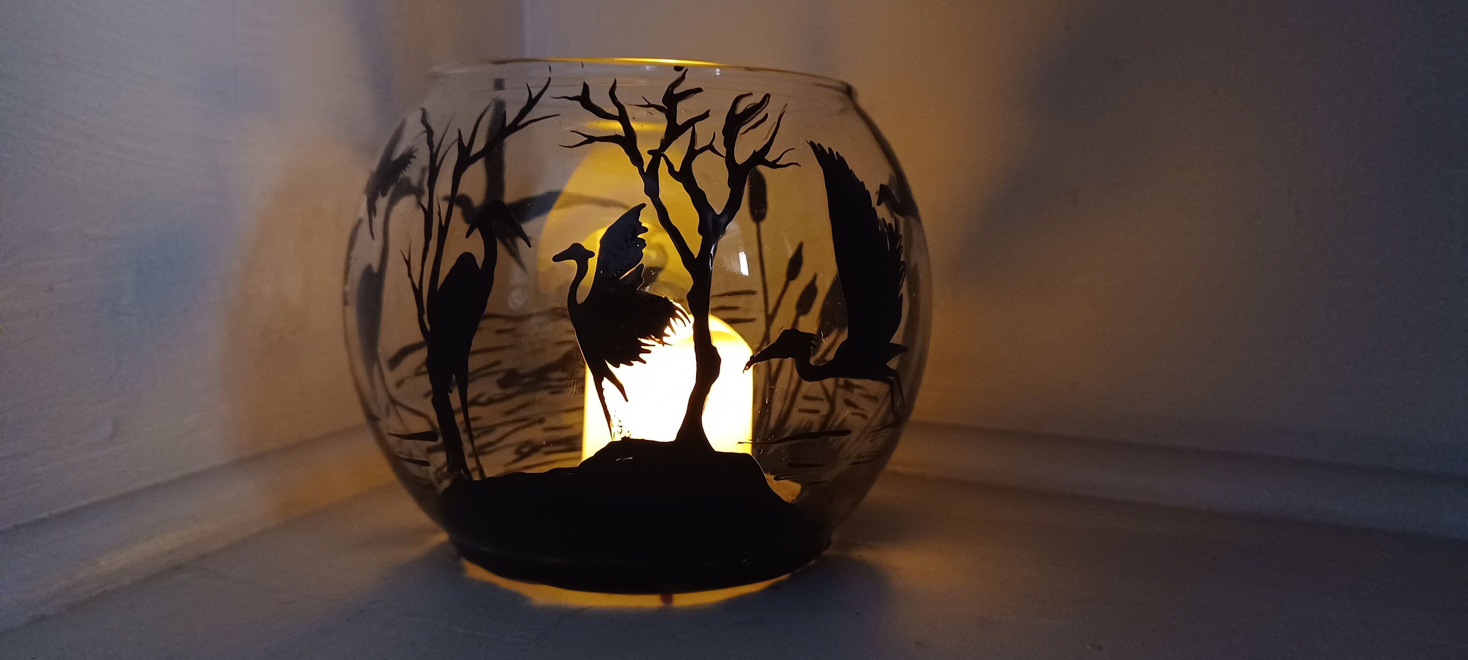 Hand Painted Bird Candle Holder: Egret Lake Scene - Thumbnail 4