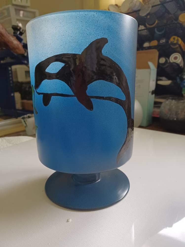 Hand painted in glass candle holder under the sea Orca while killer mom and baby - Thumbnail 5