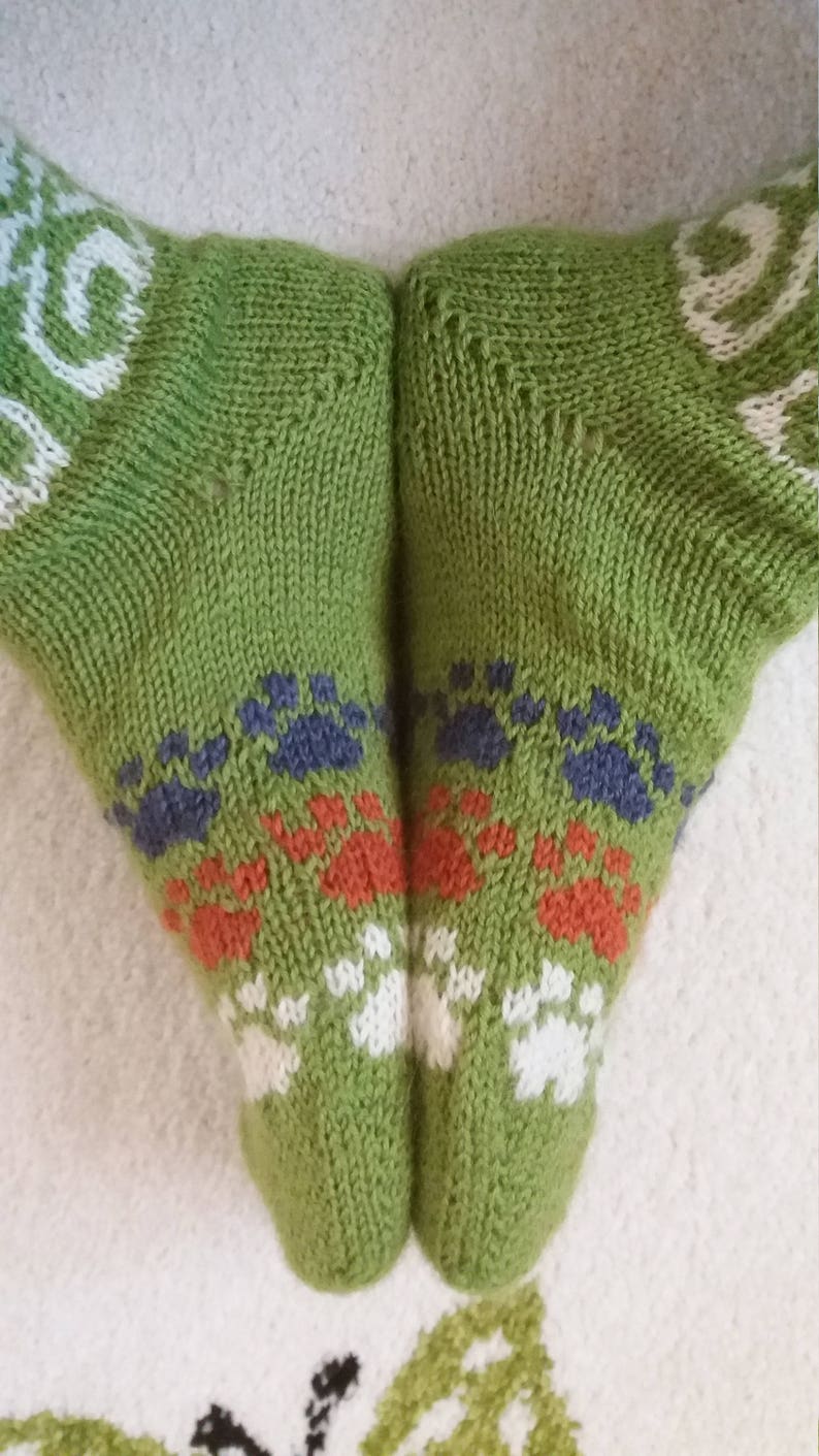 Cats & Paws Socks Pdf socks knitting pattern in english image 3