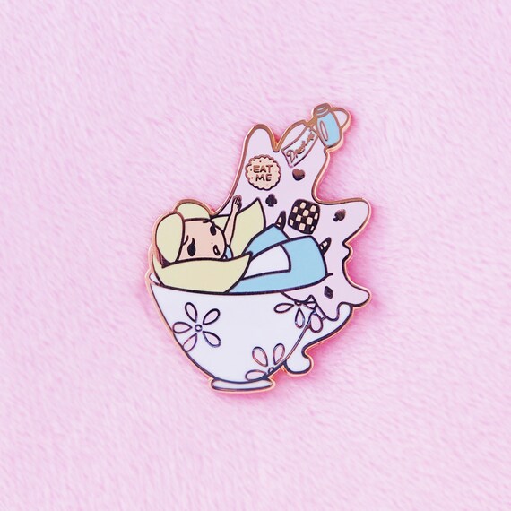 Fashion wonderland Crafty Bitch Enamel Pin Fashion wonderland Crafty Bitch Enamel Pin