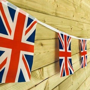 Union Jack Flag Bunting - Weather Proof, Reusable, VE Day, Traditional, British, Royal, Vintage, Military & Sporting Events 5.5m 20 Flag