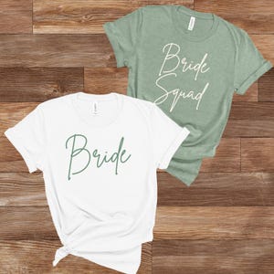 Camicie da damigella d'onore, verde salvia, foresta, camicie per addio al nubilato, proposta di matrimonio, camicia per festa nuziale, regali per damigelle d'onore, camicie da matrimonio