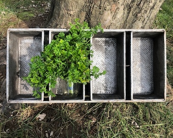 Vintage commercial four strap bread pan