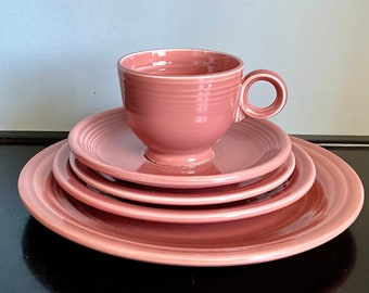 Fiestaware Pink Vintage Fiestaware Rose 5-piece Set: Lunch, Salad