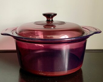 Corning Visions 3.5L Cranberry Round Non-Stick Covered Casserole (V-33-C) — Free Shipping!!