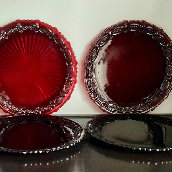 Platos para cena Avon Cape Cod Ruby: Juego de 4