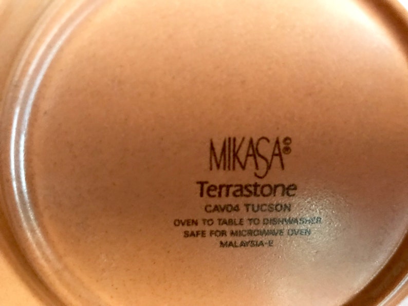 Free Shipping!! Set of 4 Mikasa Terrastone Tucson Bread and Butter Plates