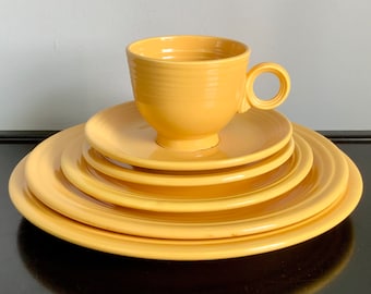 6-Piece Set of Vintage Original Yellow Fiestaware -- Dinner, Lunch, Salad & Bread Plate, Cup and Saucer -- Free Shipping!!