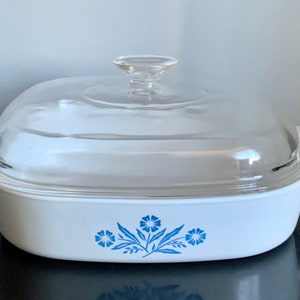 Corning Cornflower Blue 2 1/2 Qt. Square Covered Casserole A-10-B and A-12-C Free Shipping image 1