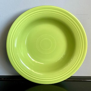 Vintage Chartreuse Fiestaware Large Rimmed Soup Bowl -- Free Shipping!!