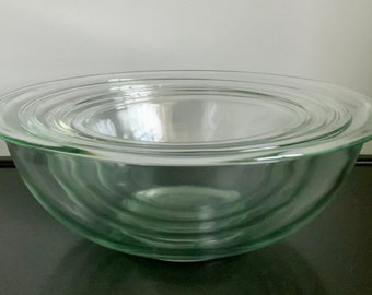 Set of 4 Vintage Pyrex Originals Clear (Aqua Tint)  Nested Mixing Bowls (With Bottom Circles) - Free Shipping!!