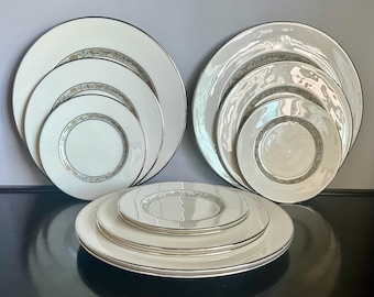 Lenox Springdale Dinnerware Set: Four 3-Piece Place Settings, Platinum Trim