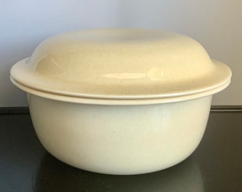 Franciscan Sea Sculptures Sand 4 Qt. Round Covered Casserole -- Free Shipping!!