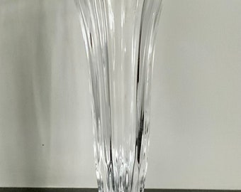 Mikasa Park Lane Small Flower Vase -- Free Shipping!!