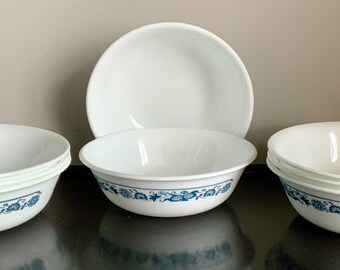 Set of 8 Corelle Old Town Blue (Onion) Coupe Cereal Bowls -- Free Shipping!!