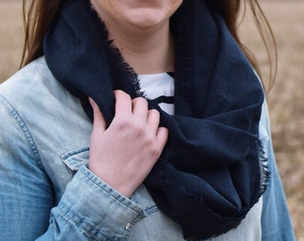 Navy Infinity Scarf, Blue Linen Scarf, Navy Solid, Lightweight Scarf, Mother's Day Gift, Light Spring Scarf, Mom Gift, Navy Spring Scarf,
