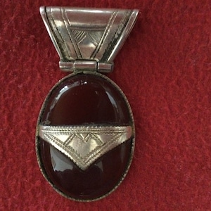 Silver and opaline pendant