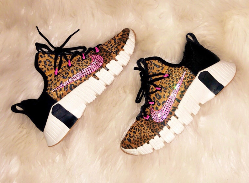 nike metcon leopard shoes
