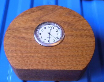 Desk top clock