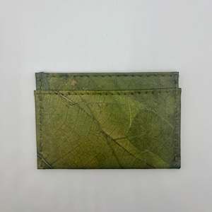 Portefeuille fin en cuir à motif feuille | Porte-cartes | Fait main | Respectueux des animaux | Végétalien | Uniques | Respectueux de l'environnement | Commerce équitable