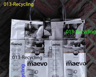 Handbag/Handtas recycled Coffeebags/Koffiezakken_05_type Maevo_WhiteBlack with images/WitZwart met print