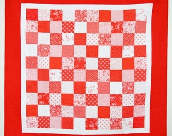 Red and White Checkered Lap Picnic Quilt