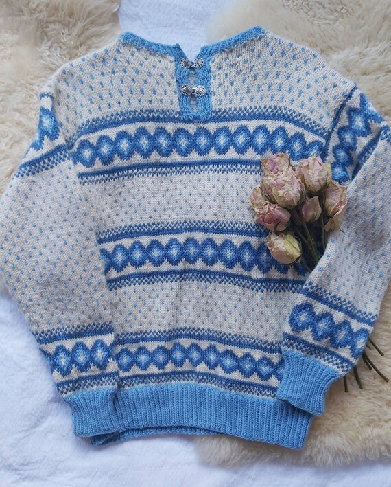 Vintage Norwegian Sweater ~ Pure Wool