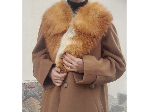 Vintage Camel coat in Cashmere and Fox Fur