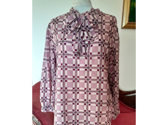 Vintage 70s Blouse with Geometric Print