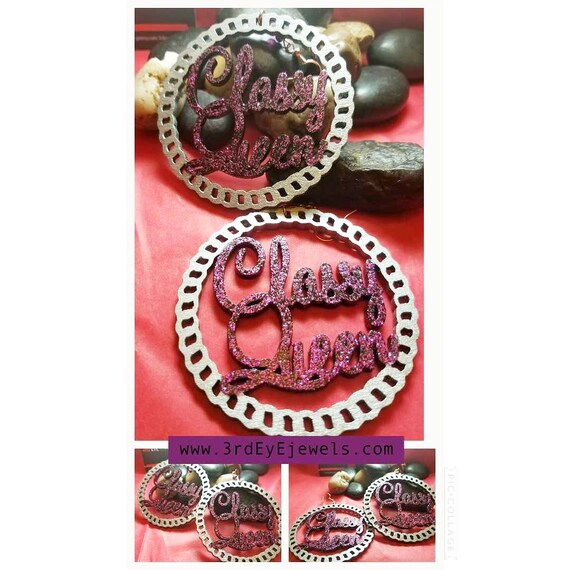 Classy Queen Hoop Earrings