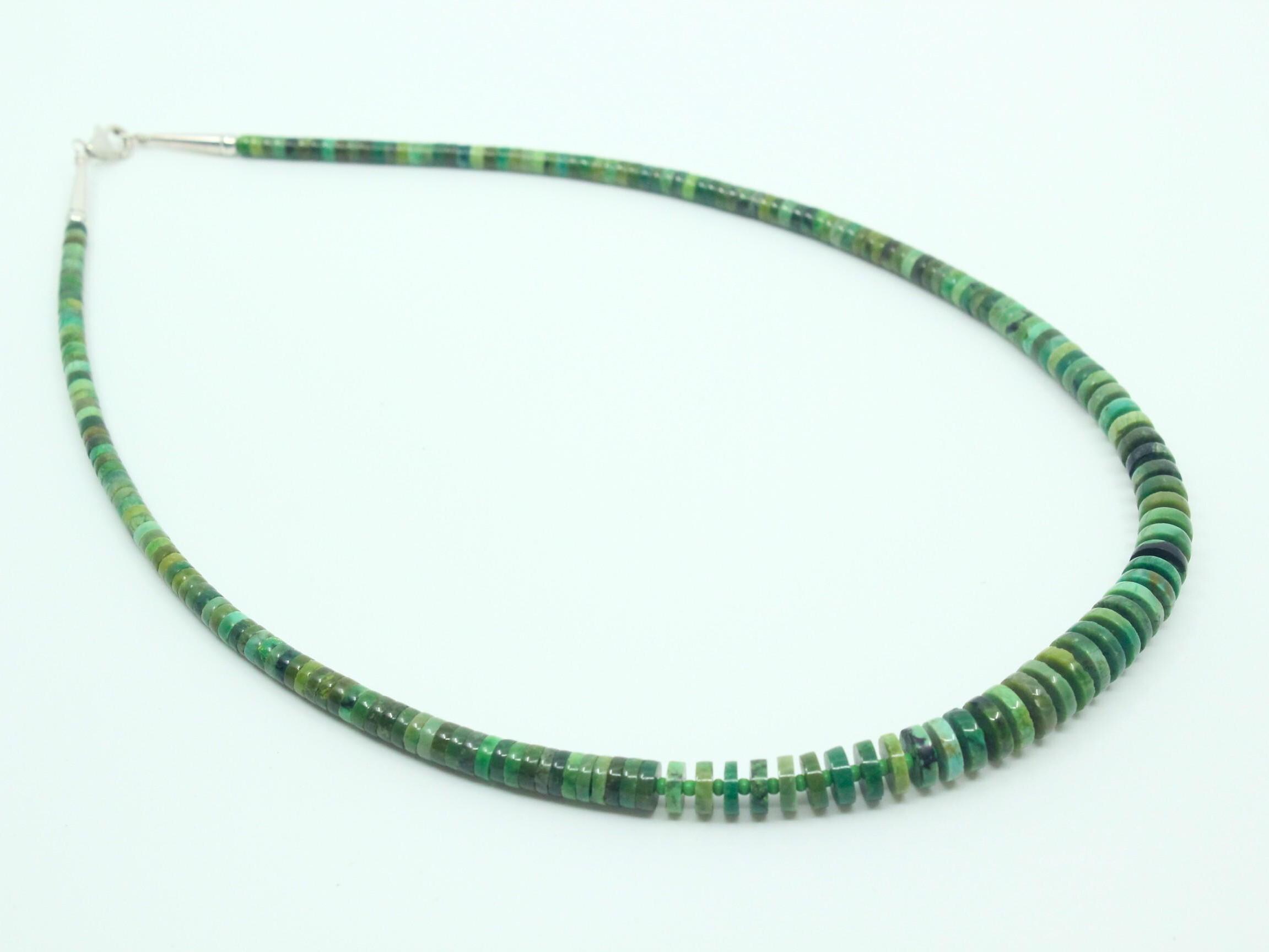 Grand Vintage Native American Navajo Turquoise Graduating Strand Sterling Silver Necklace Grand Vintage Native American Navajo Turquoise Graduating Strand Sterling Silver Necklace