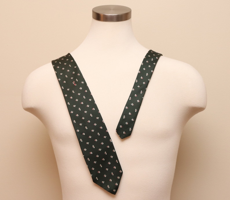 Vintage green floral silk necktie/ Richman Brothers image 1