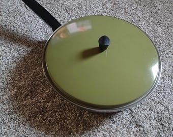 1970s sears avacado green skillet