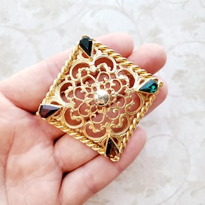 1970s Vintage, Ginni Johansen Designs, Rhinestone Brooch Pin in Gold