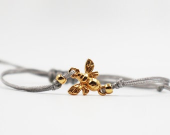 cute Bee charm Bracelet, minimalist bee bracelet ,unisex adjustable friendship bracelet, couples bracelet, birthday gift