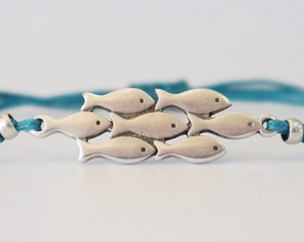 Minimalist School of Fish Bracelet - Unisex Charm Bracelet with Adjustable Size