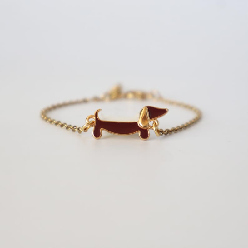 Dackel Armband oder Fußkettchen mit 24 Karat vergoldetem Dackel und Emaille