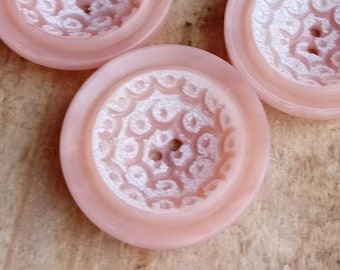 Set of 6  Vintage Buttons Sewing Couture Buttons with Exquisite Motifs Pink Buttons Perfect for Sewing or Knitting Projects