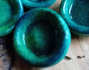 Set of 5 Ceramic Vintage Buttons Green Unique Buttons Couture Sewing Buttons Perfect for Refashioning Sewing Knitting Projects